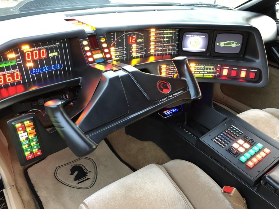 Панель приборов Pontiac Firebird Trans Am GTA KITT Tribute 1987 года  (фото 54 из 78)
